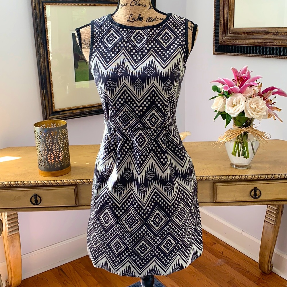 J CREW Grey fall tribal print dress XS 2 modern!